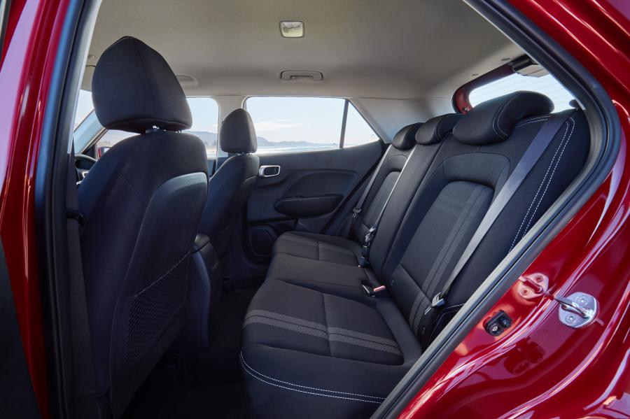 Интерьер Hyundai Venue Active 2019 года  (AU) (фото 16 из 24)